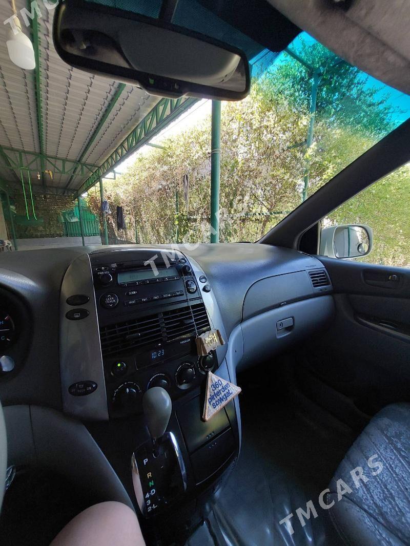 Toyota Sienna 2008 - 238 000 TMT - Ашхабад - img 4