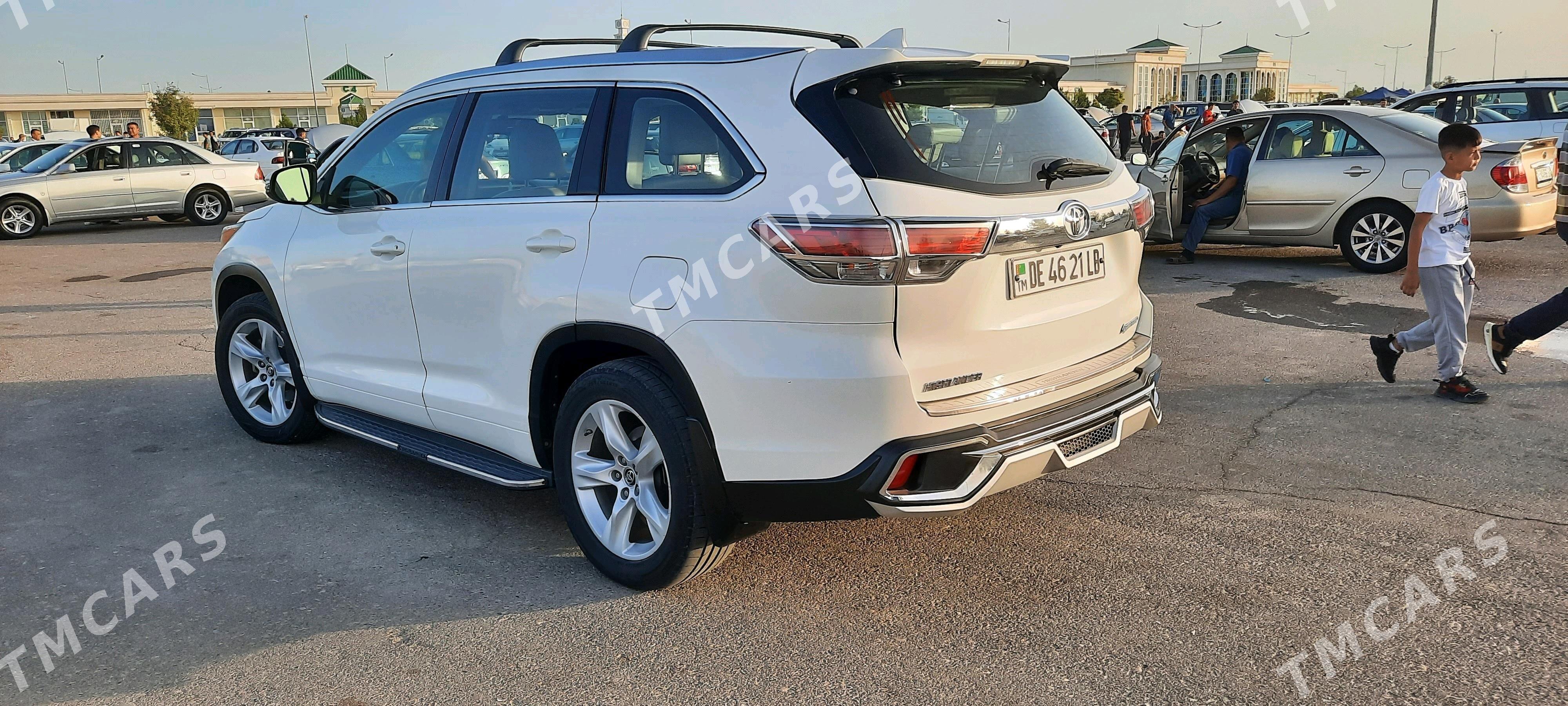 Toyota Highlander 2014 - 360 000 TMT - Фарап - img 3