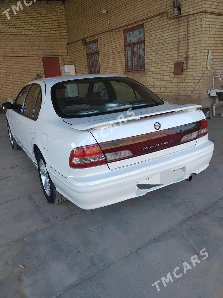 Nissan Maxima 1995 - 50 000 TMT - Dänew - img 2