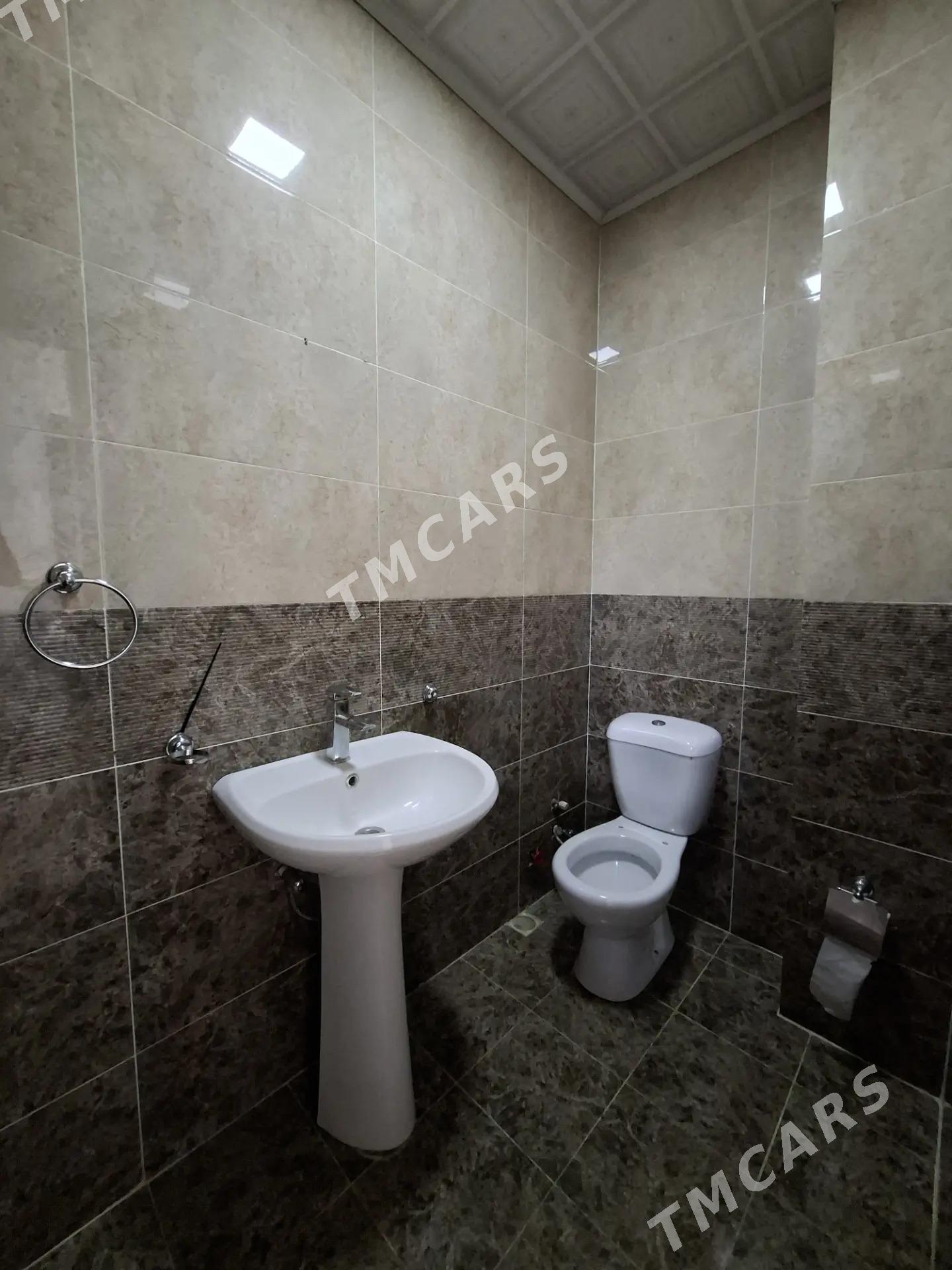 Советская 4ком Sowetskaya 4kom - Sowetskiý köç. (Garaşsyzlyk şaýoly) - img 8