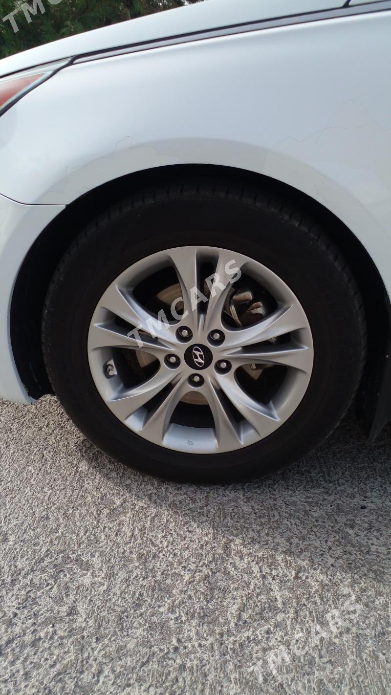 Hyundai Sonata 2012 - 166 000 TMT - ул. Подвойского (Битарап Туркменистан шаёлы) - img 4