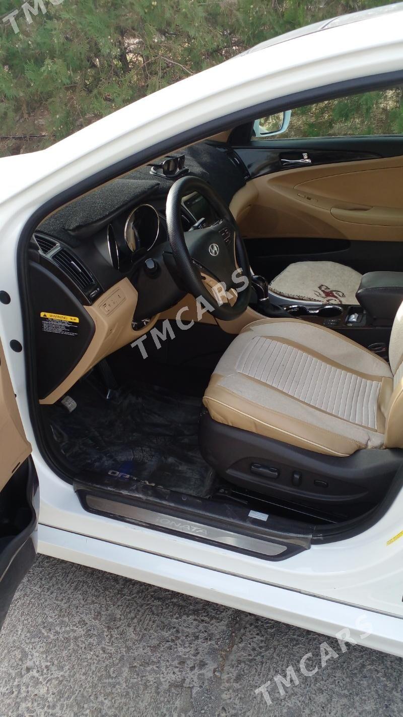 Hyundai Sonata 2012 - 166 000 TMT - ул. Подвойского (Битарап Туркменистан шаёлы) - img 9