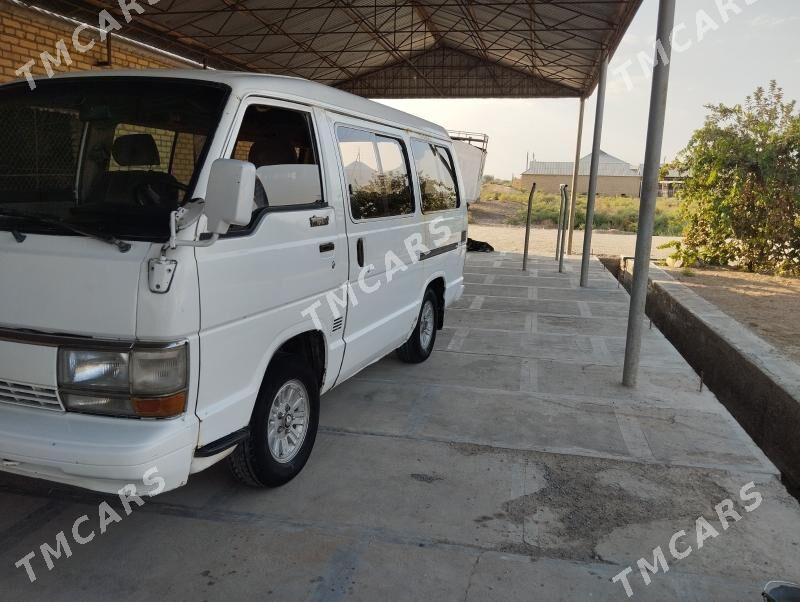 Toyota Hiace 1992 - 35 000 TMT - Мургап - img 2