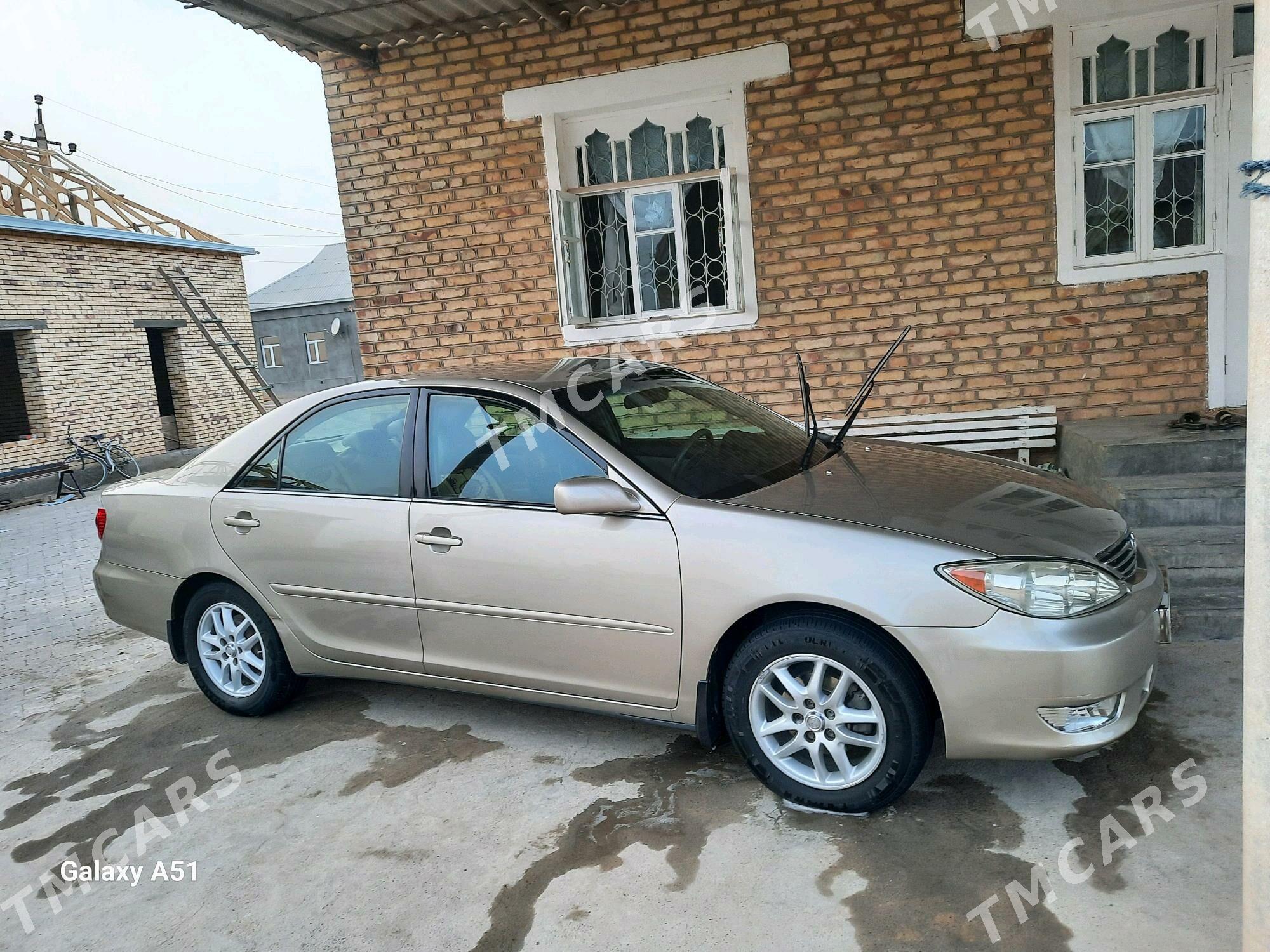 Toyota Camry 2005 - 180 000 TMT - Байрамали - img 2
