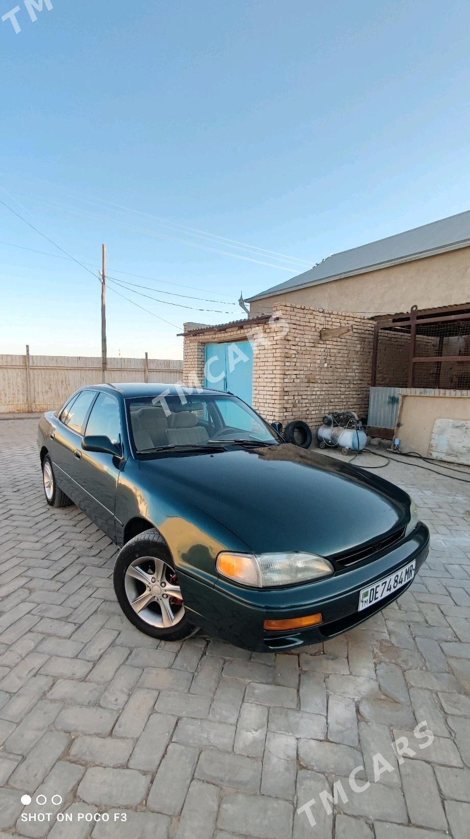Toyota Camry 1995 - 83 000 TMT - Байрамали - img 4