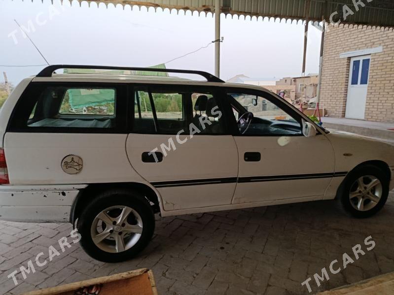 Opel Astra 1993 - 25 000 TMT - Байрамали - img 3