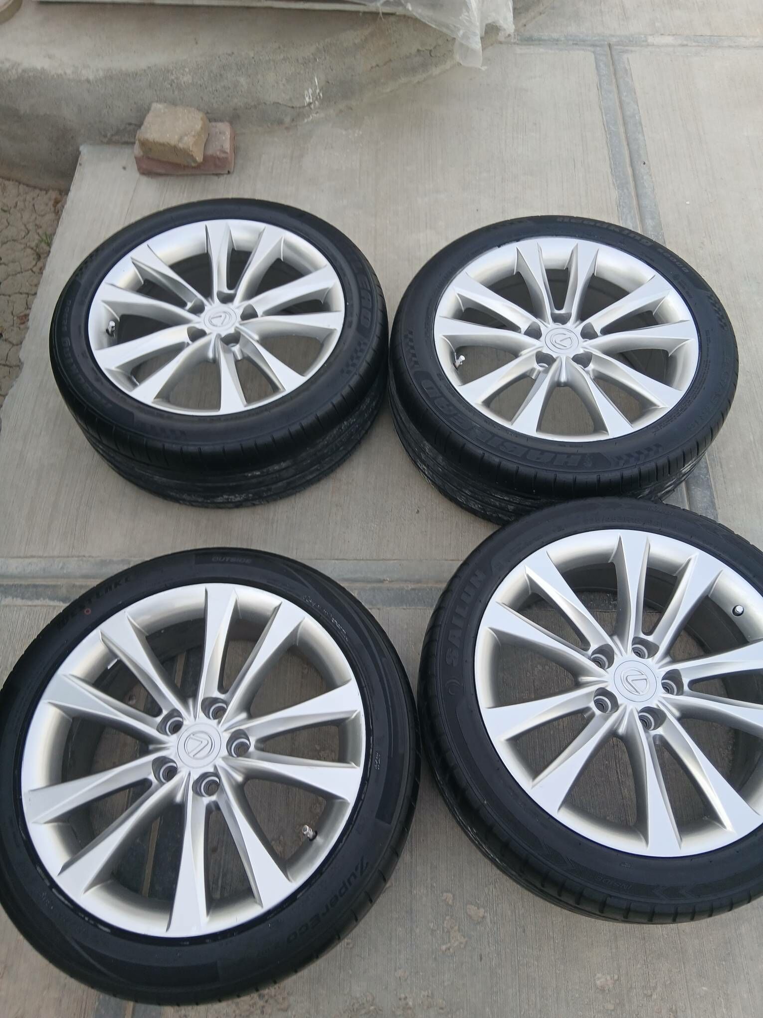 Lexsus 18lik 2 800 TMT - Гёкдепе - img 3
