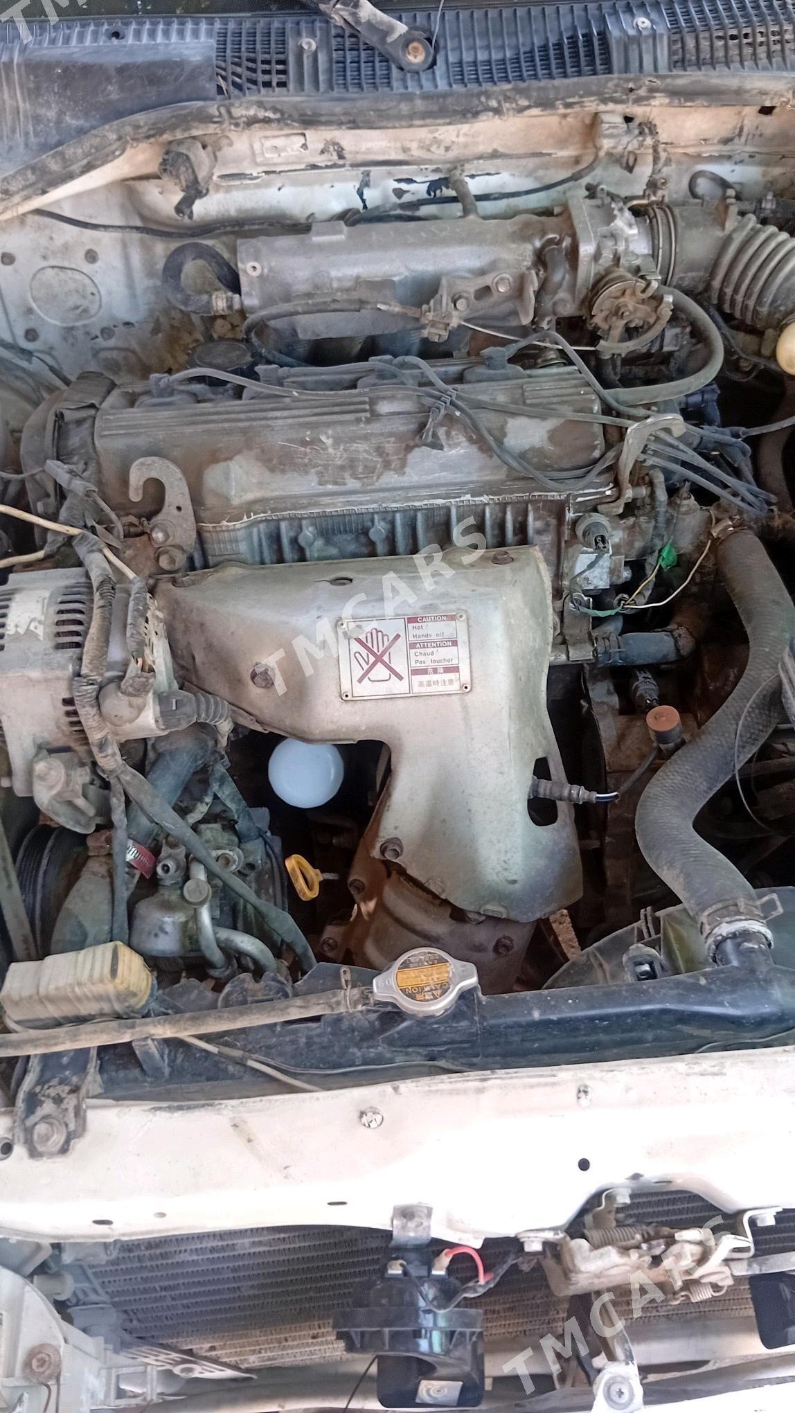Toyota Corona 1995 - 35 000 TMT - Халач - img 4