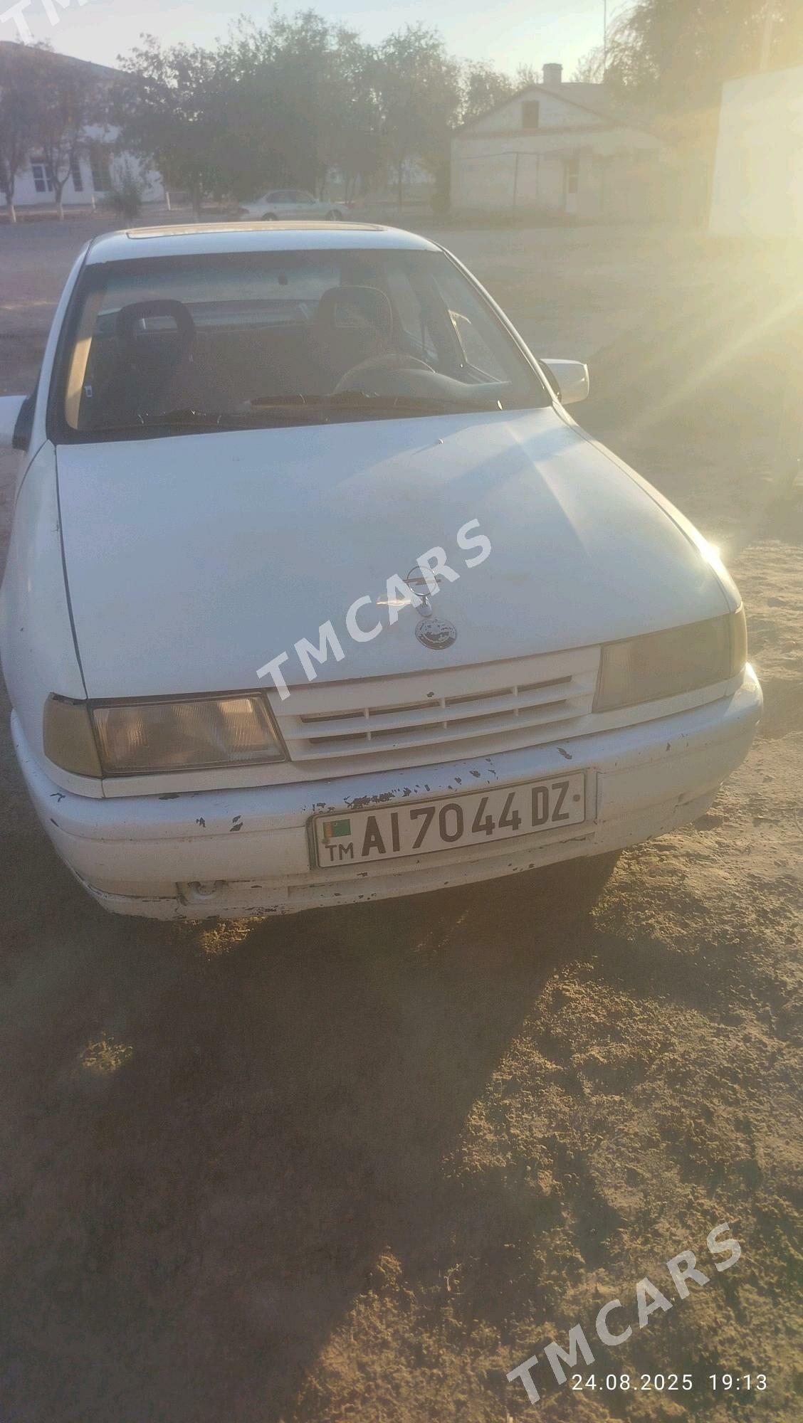 Opel Vectra 1992 - 30 000 TMT - Гурбансолтан Едже - img 4
