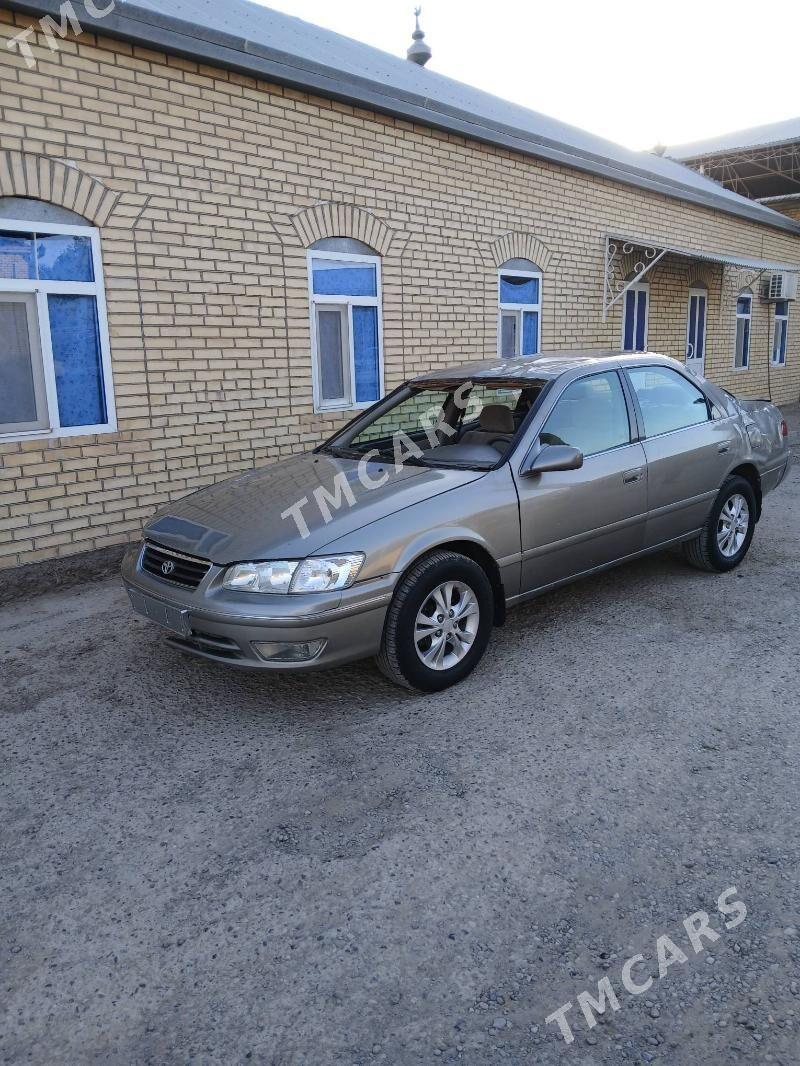 Toyota Camry 2000 - 94 000 TMT - Мары - img 5