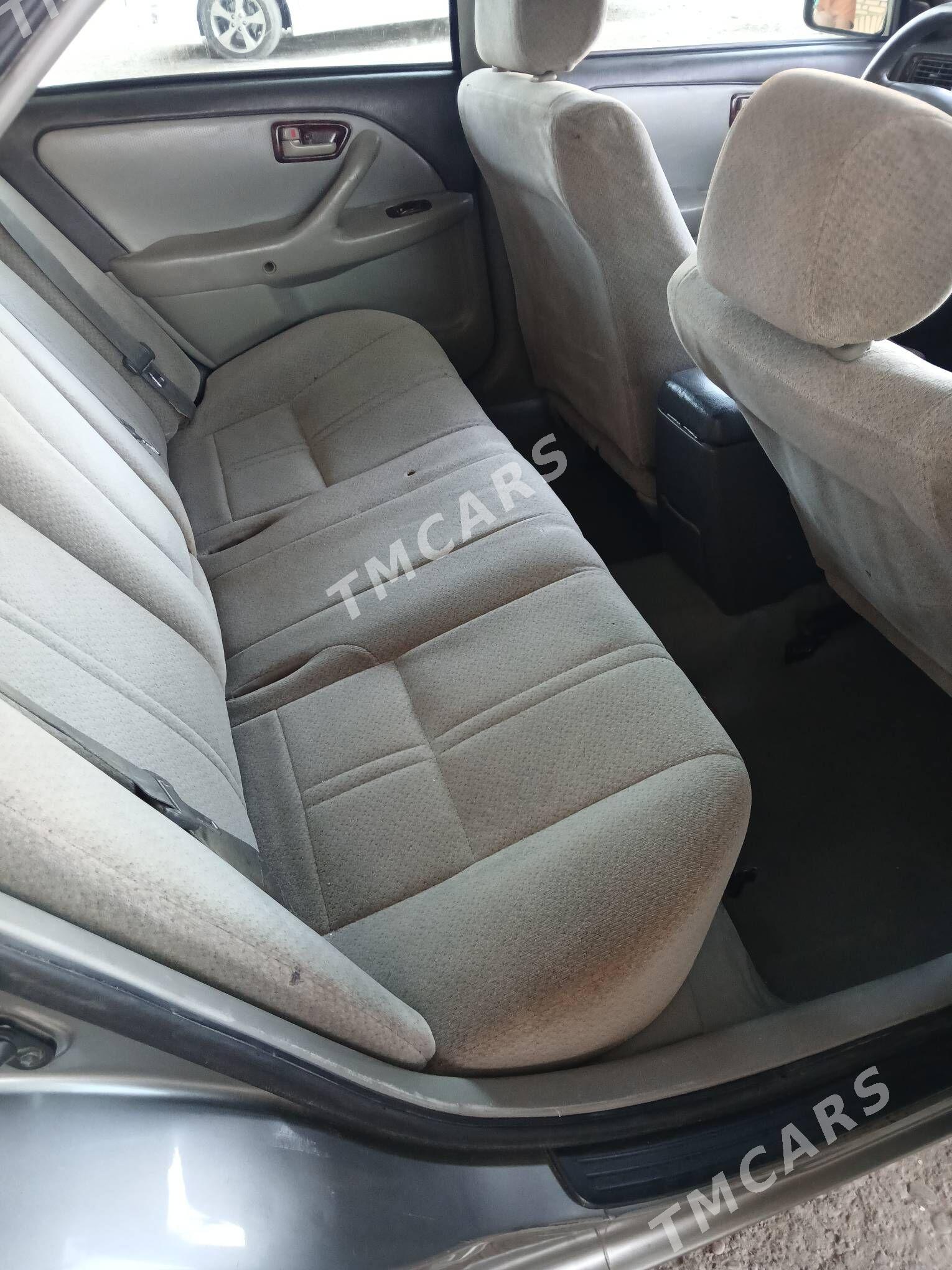 Toyota Camry 2000 - 94 000 TMT - Мары - img 8