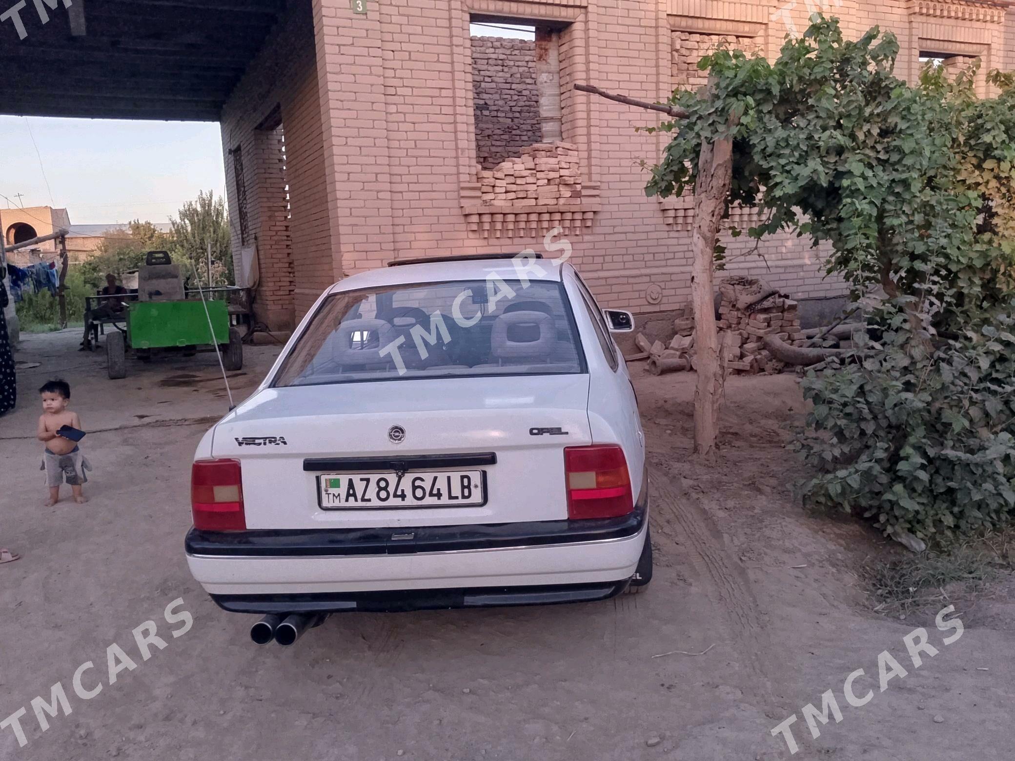 Opel Vectra 1991 - 30 000 TMT - Çärjew - img 4