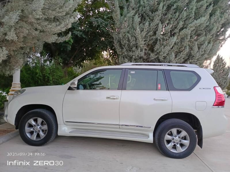 Toyota Land Cruiser Prado 2013 - 550 000 TMT - Aşgabat - img 9
