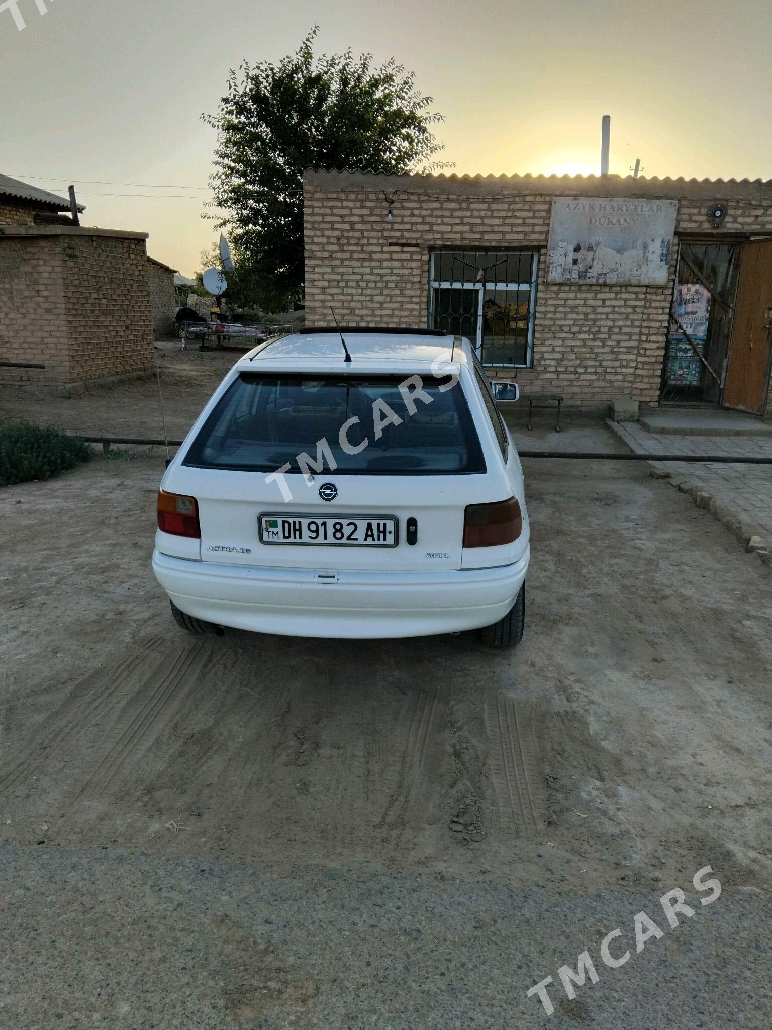Opel Astra 1995 - 35 000 TMT - Бабадайхан - img 7