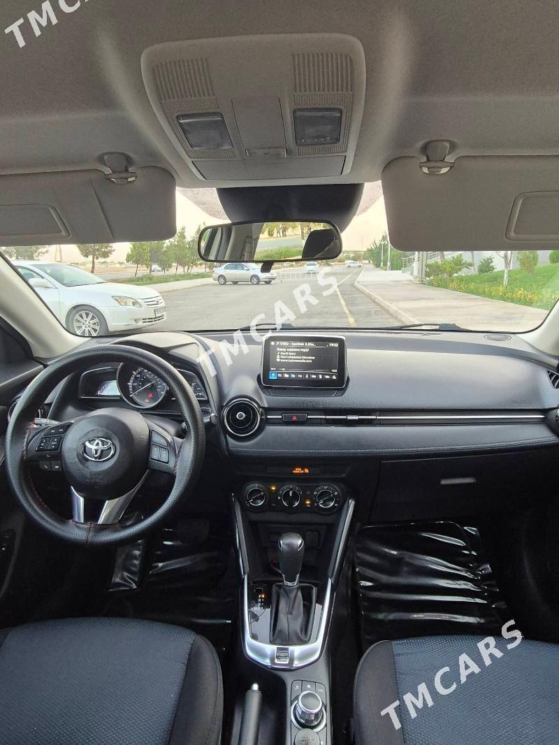 Toyota Yaris 2018 - 170 000 TMT - Кëши - img 3
