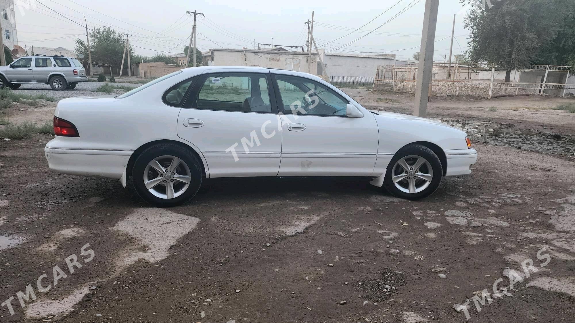 Toyota Avalon 1999 - 130 000 TMT - Керки - img 10