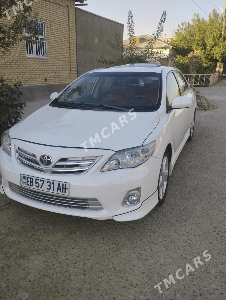 Toyota Corolla 2013 - 170 000 TMT - Теджен - img 2