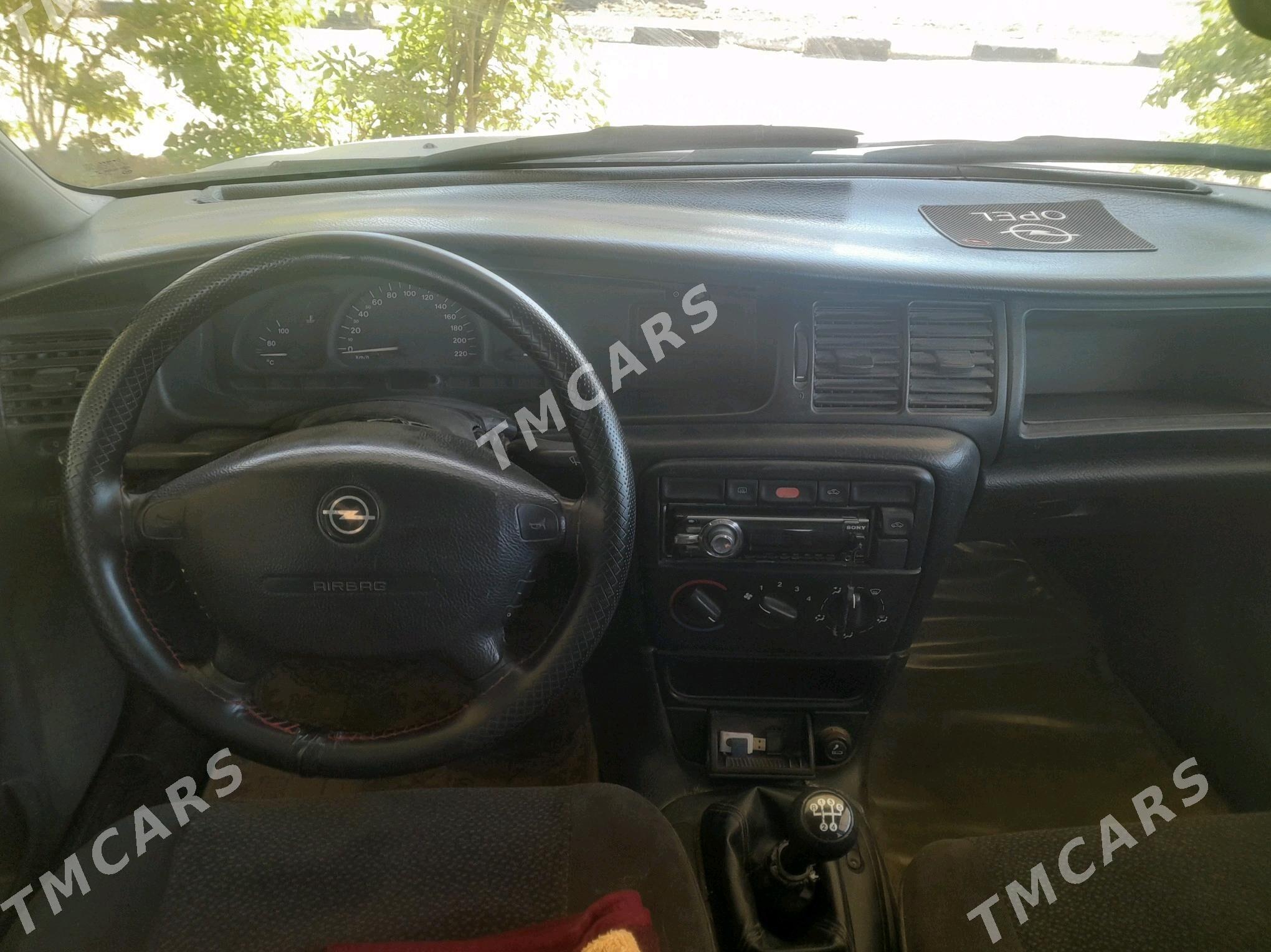Opel Vectra 1999 - 40 000 TMT - Акдепе - img 5