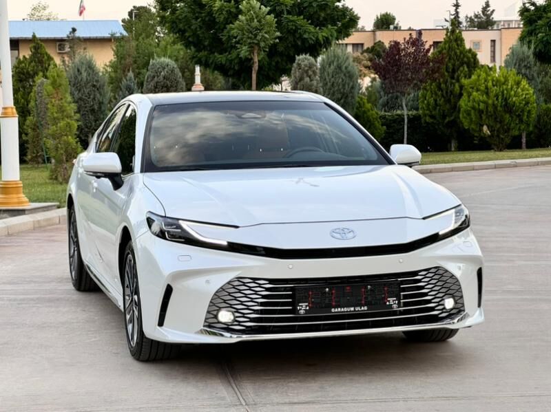 Toyota Camry 2025 - 635 000 TMT - Aşgabat - img 2