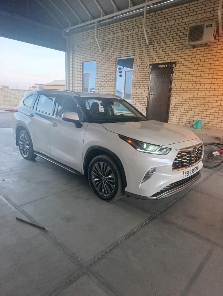 Toyota Highlander 2021 - 680 000 TMT - Мары - img 2