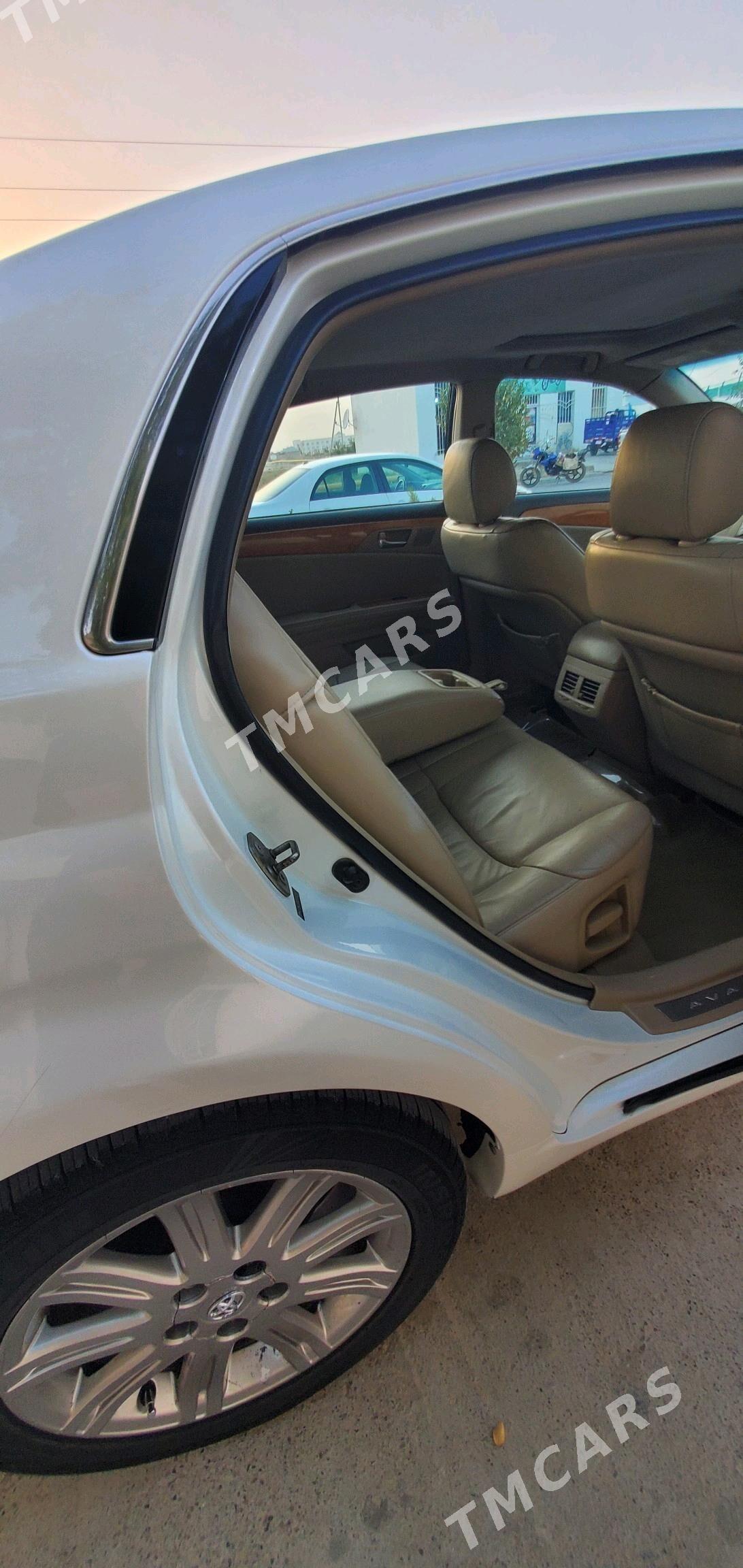 Toyota Avalon 2005 - 155 000 TMT - Бахарден - img 4