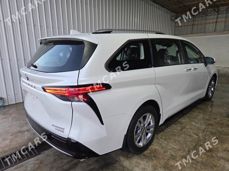 Toyota Sienna 2022 - 685 000 TMT - Мары - img 5