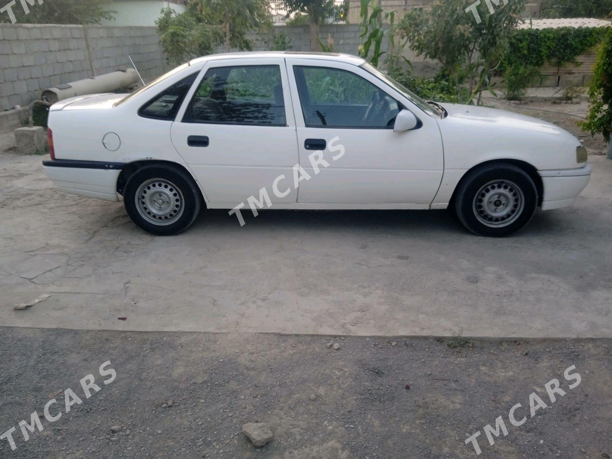 Opel Vectra 1992 - 28 000 TMT - Ак-Бугдайский этрап - img 4