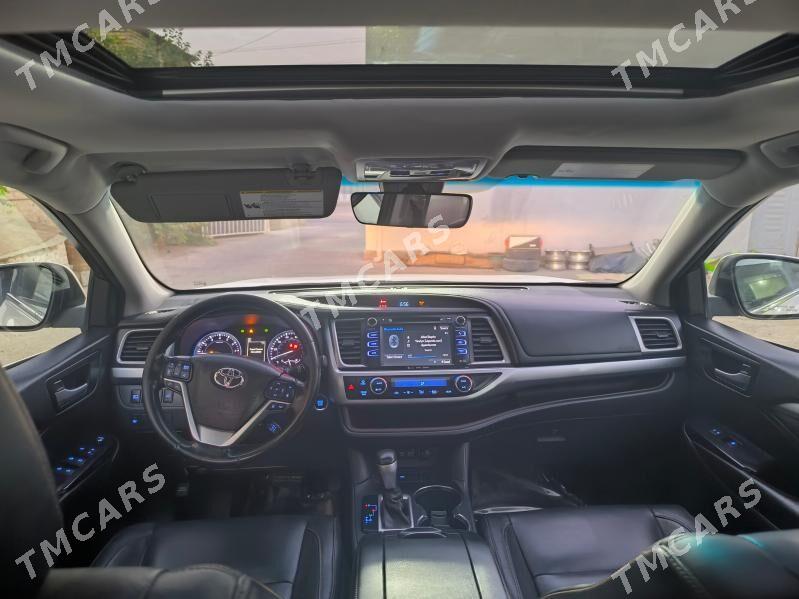 Toyota Highlander 2017 - 450 000 TMT - Мары - img 4