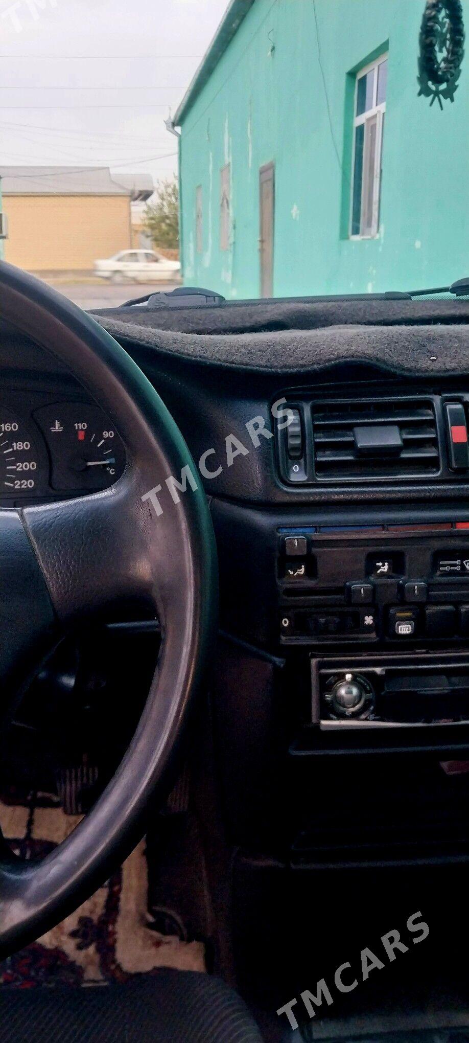 Opel Vectra 1990 - 32 000 TMT - Sarahs - img 2