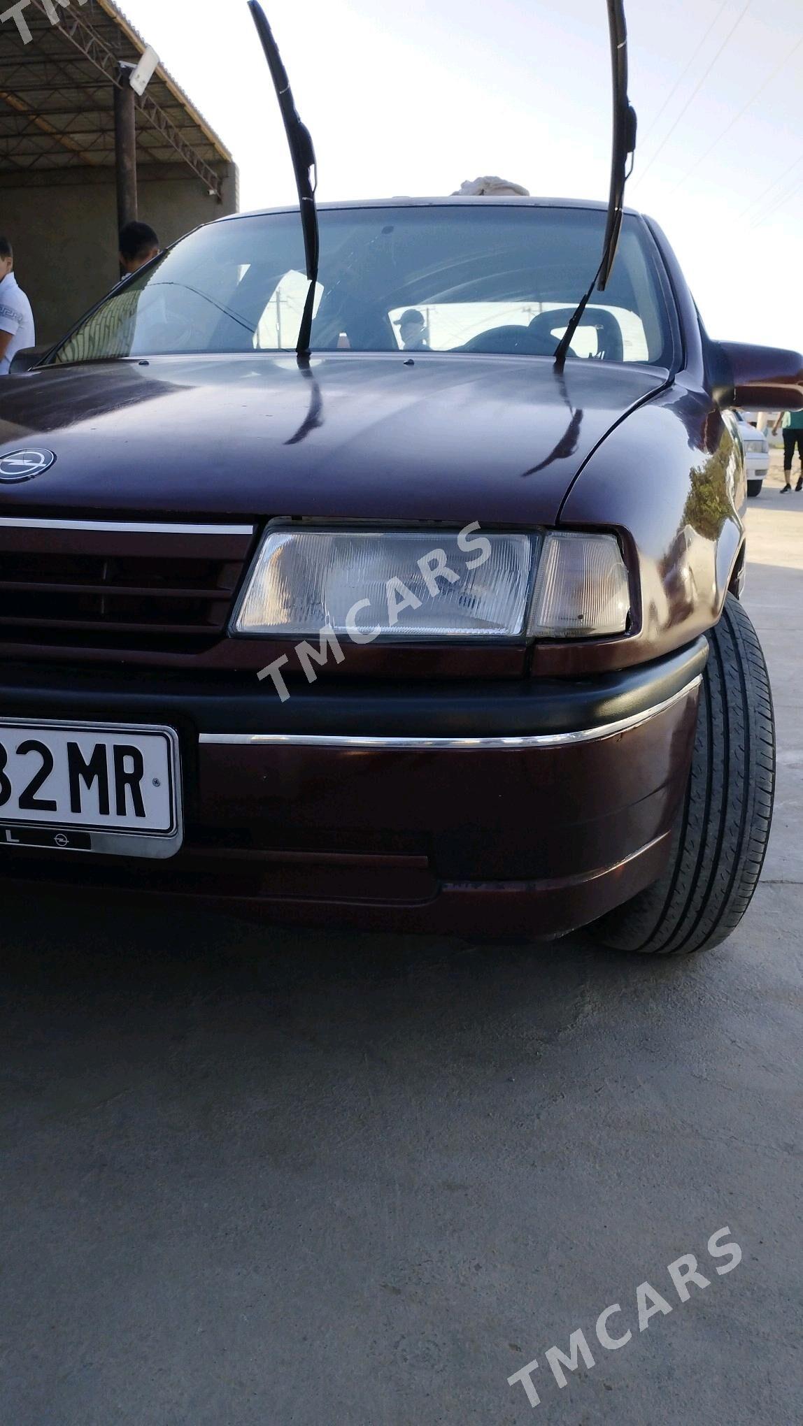 Opel Vectra 1992 - 22 000 TMT - Мары - img 3