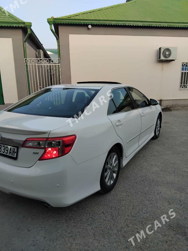 Toyota Camry 2012 - 250 000 TMT - Анев - img 2