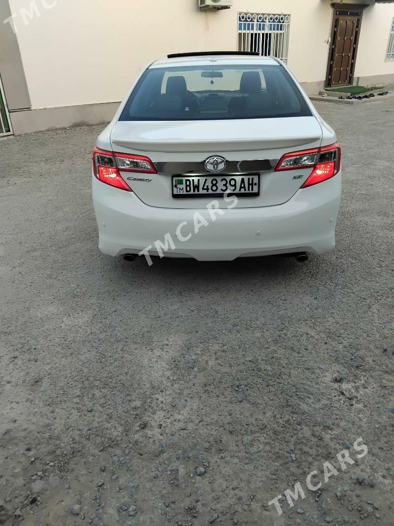 Toyota Camry 2012 - 250 000 TMT - Анев - img 5