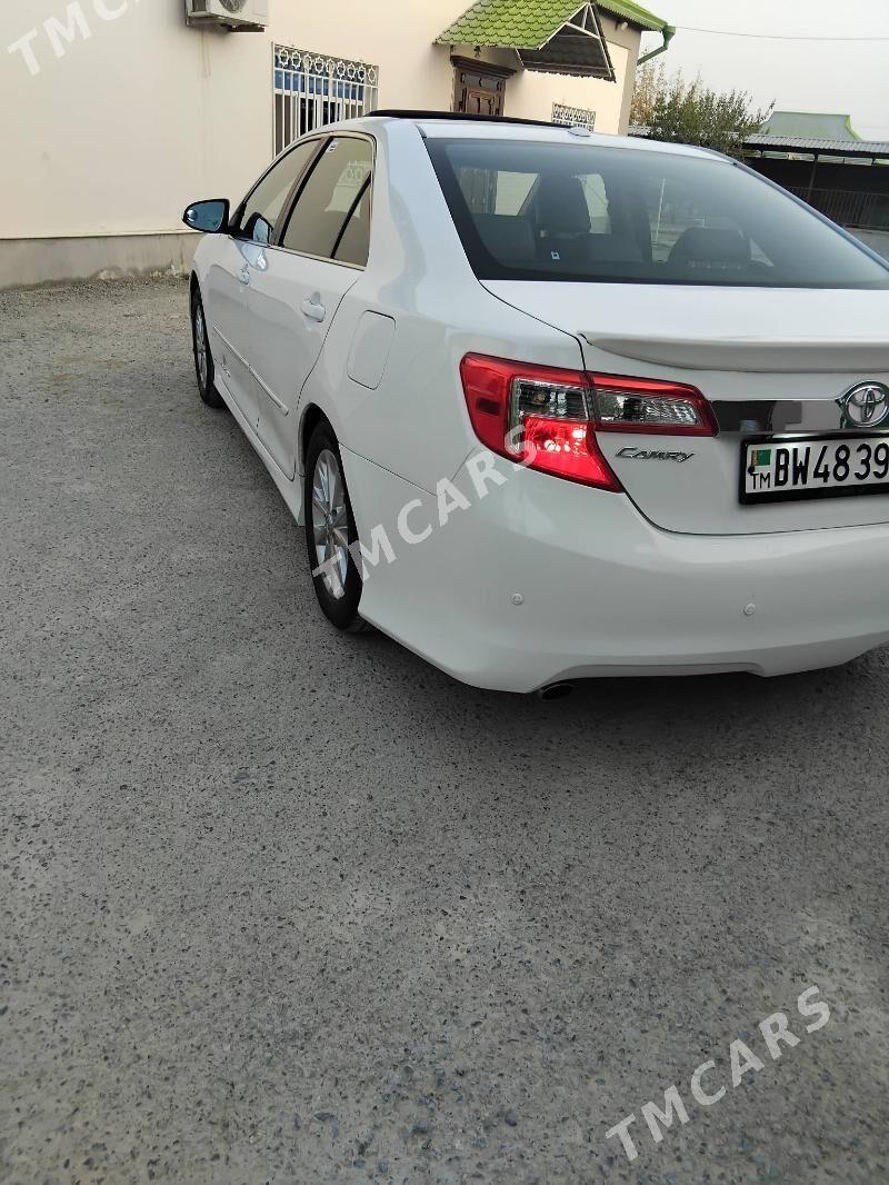 Toyota Camry 2012 - 250 000 TMT - Анев - img 4