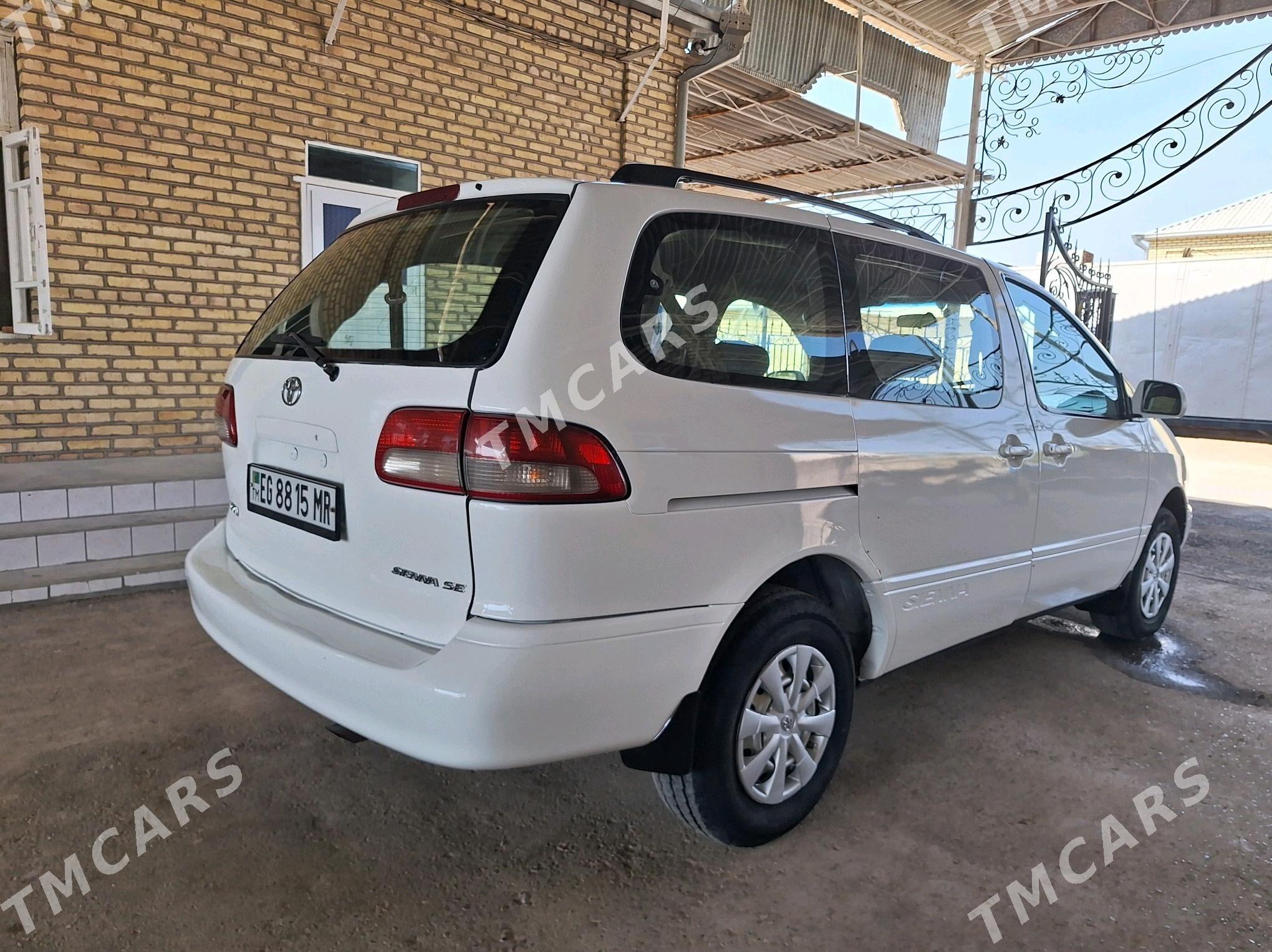 Toyota Sienna 2002 - 145 000 TMT - Мары - img 3