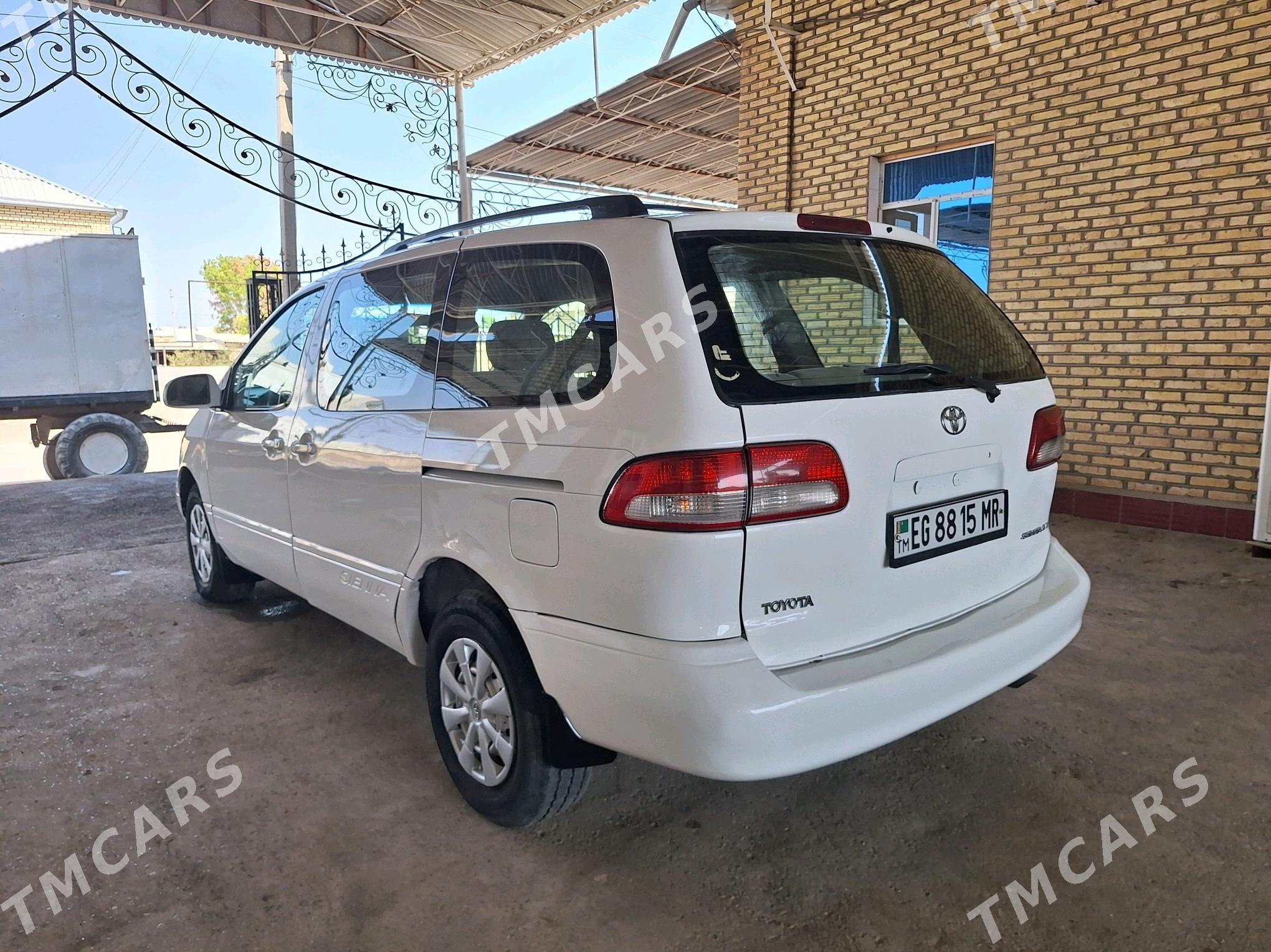 Toyota Sienna 2002 - 145 000 TMT - Мары - img 2