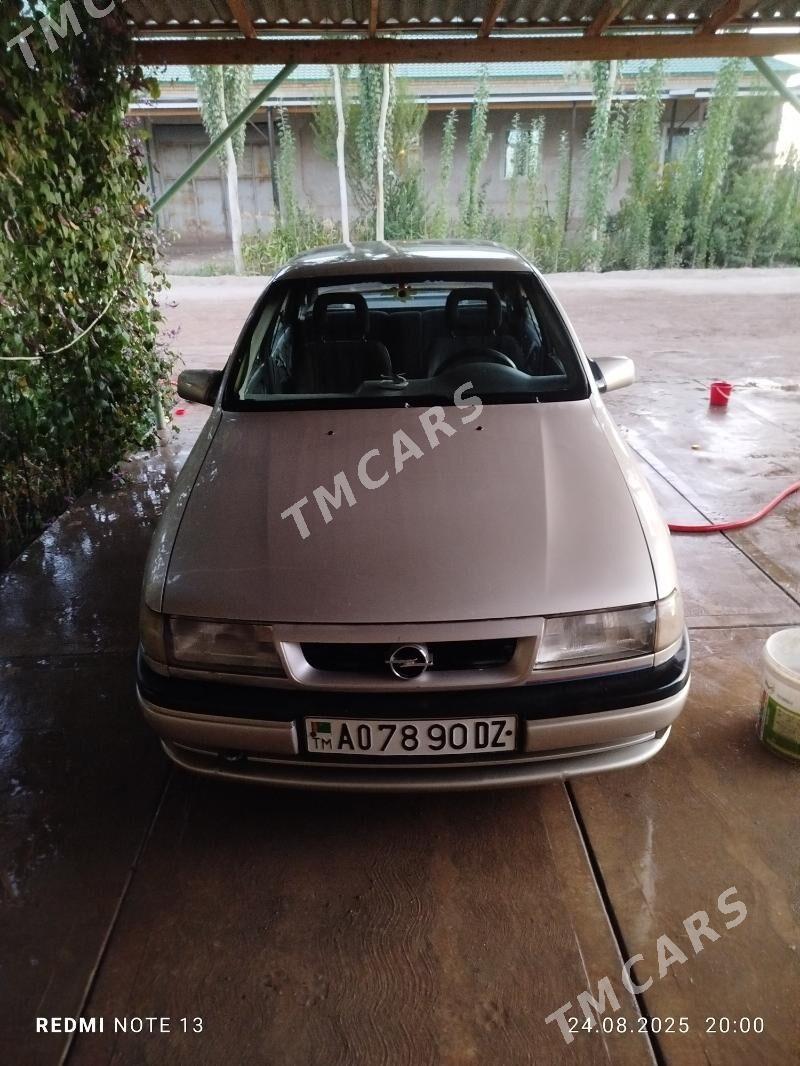 Opel Vectra 1993 - 50 000 TMT - Гурбансолтан Едже - img 2