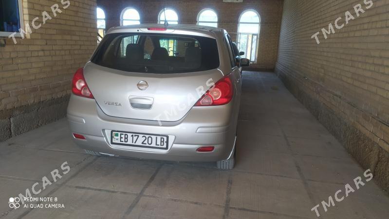 Nissan Versa 2010 - 90 000 TMT - Туркменабат - img 3