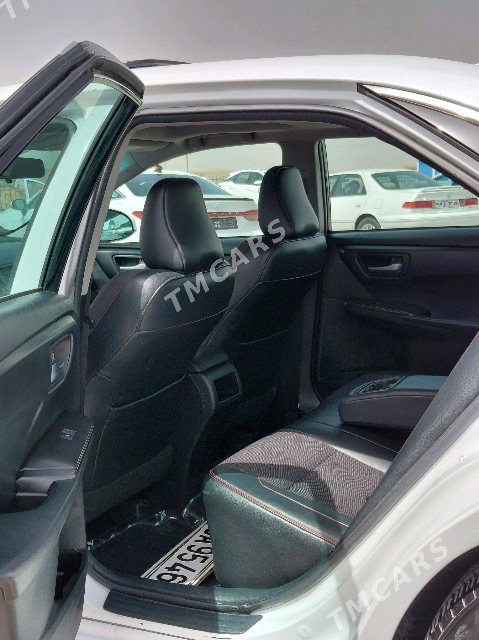 Toyota Camry 2017 - 260 000 TMT - Мир 1 - img 3