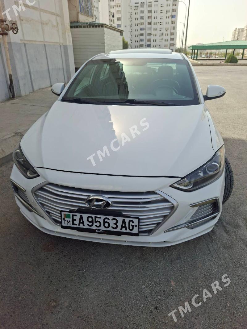 Hyundai Elantra 2018 - 238 000 TMT - Parahat 7 - img 4