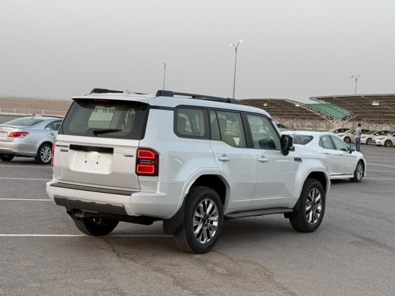 Toyota Land Cruiser Prado 2025 - 1 317 000 TMT - Aşgabat - img 4