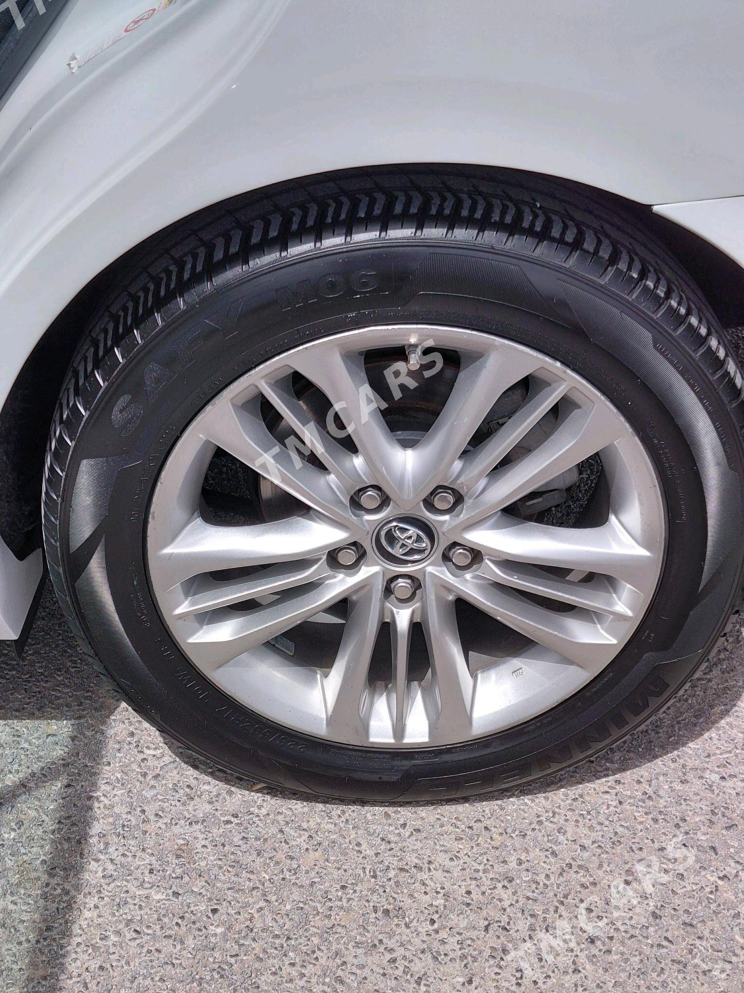 Toyota Camry 2017 - 260 000 TMT - Мир 1 - img 6