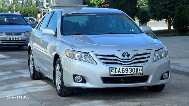 Toyota Camry 2010 - 210 000 TMT - Дашогуз - img 9