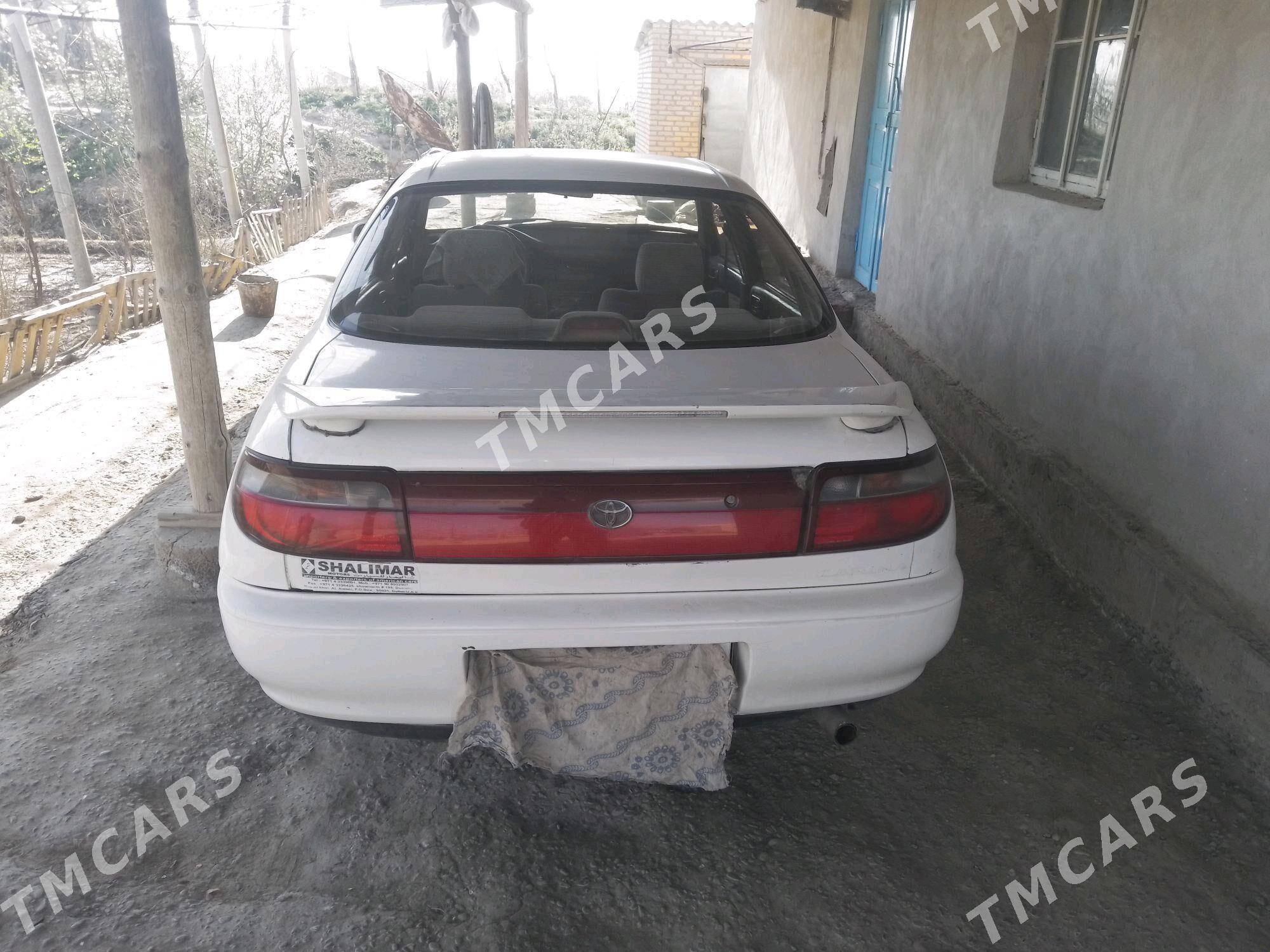 Toyota Carina 1994 - 44 000 TMT - Garabekewül - img 3