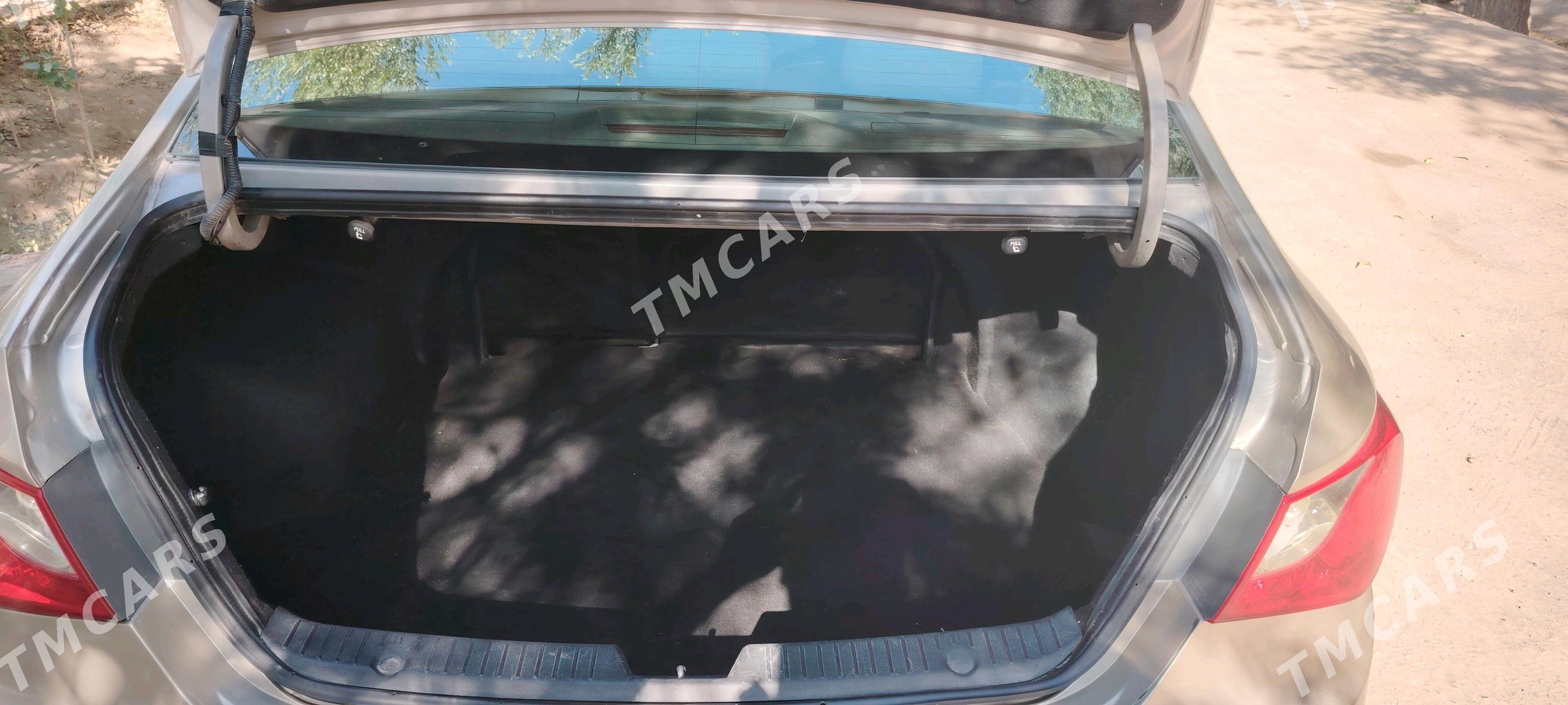 Hyundai Sonata 2010 - 150 000 TMT - Губадаг - img 9
