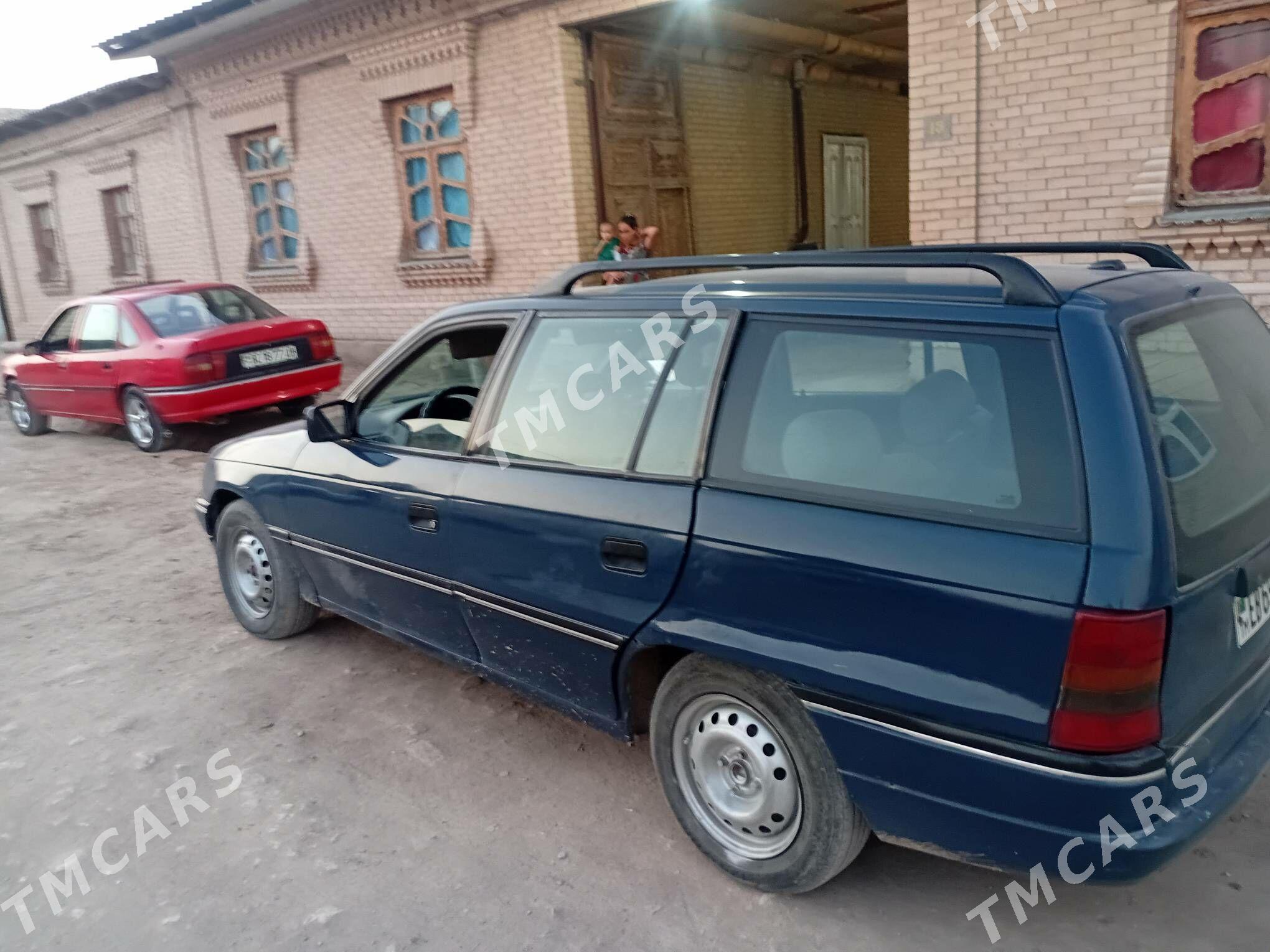 Opel Astra 1992 - 23 000 TMT - Чарджоу - img 3