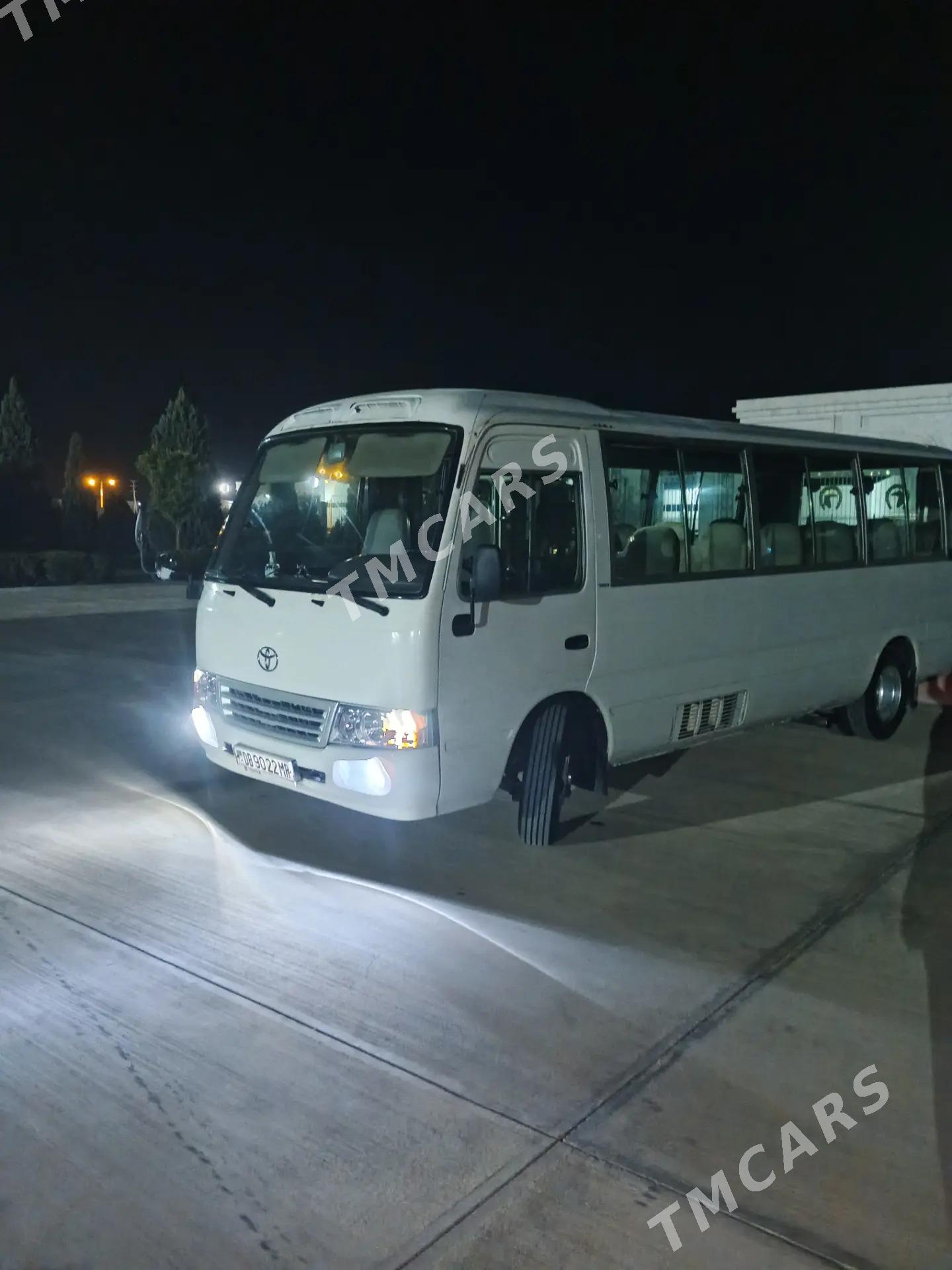Toyota Coaster 2010 - 360 000 TMT - Мары - img 5