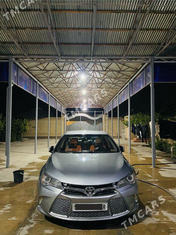 Toyota Camry 2017 - 250 000 TMT - Байрамали - img 4