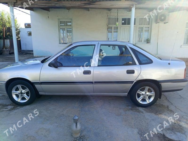 Opel Vectra 1991 - 40 000 TMT - Байрамали - img 2