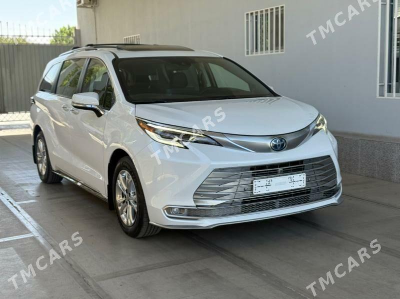 Toyota Sienna 2022 - 725 200 TMT - Мары - img 5