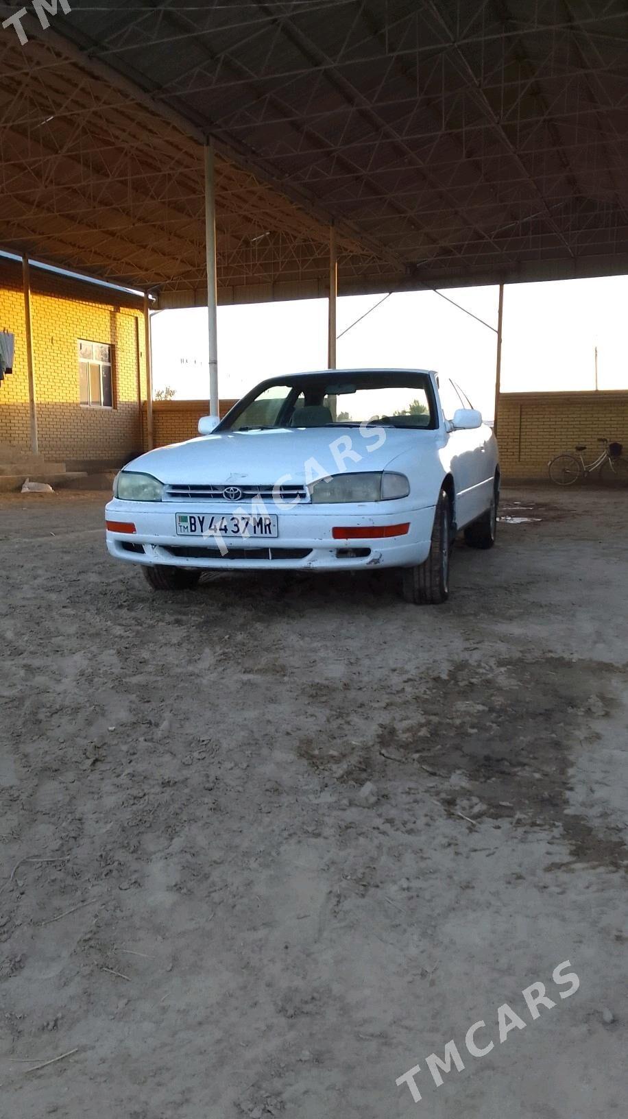 Toyota Camry 1994 - 40 000 TMT - Mary - img 4